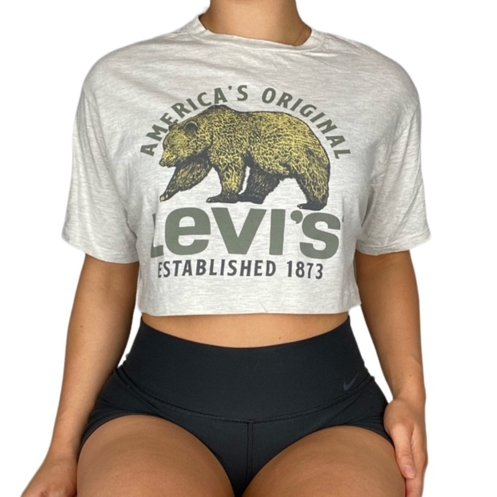 LEVI’S crop top